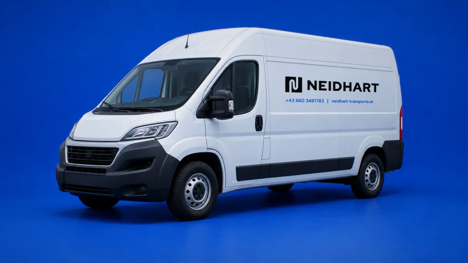 Fiat Ducato mit Neidhart Beschriftung, linke Seite
