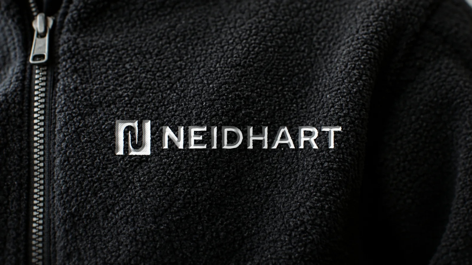 Detail: Stick auf Fleece